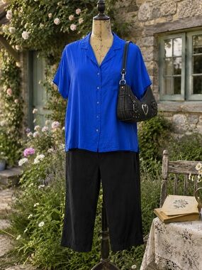 Vintage 1990s Savannah Bright Cobalt Blue, Silk Short Sleeve Shirt
